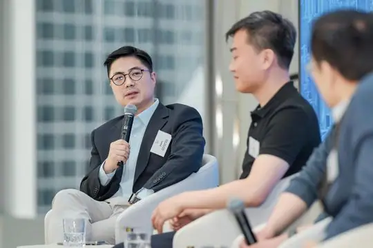 德林控股第三届维港夜谈 现场照片 6
